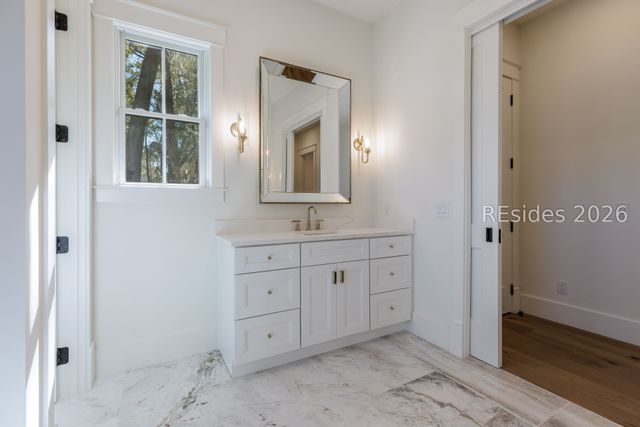 6 Colleton River Dr, Bluffton, SC 29910