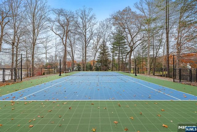 940 Loch Road, Franklin Lakes, NJ 07417