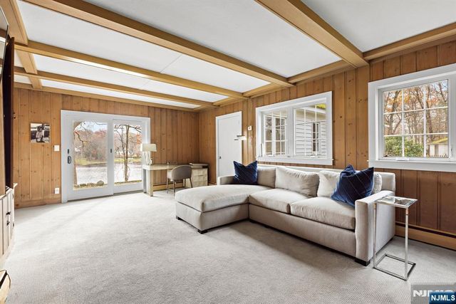 940 Loch Road, Franklin Lakes, NJ 07417