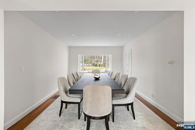 940 Loch Road, Franklin Lakes, NJ 07417