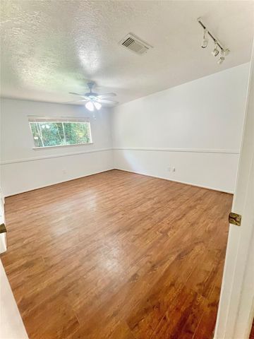 3126 Village Woods Drive, Houston, TX 77339