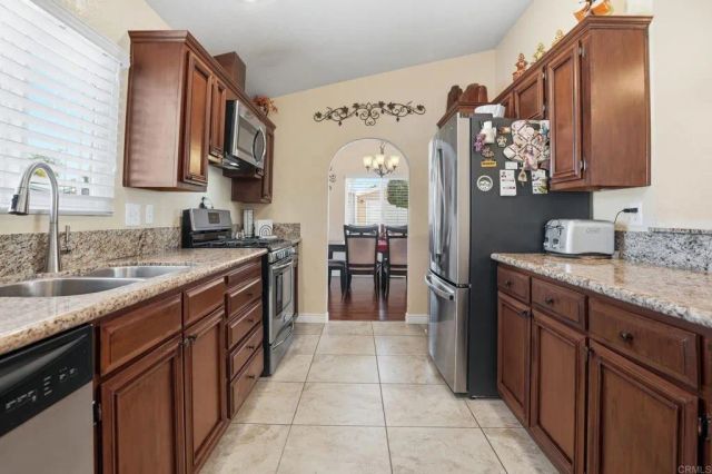 1481 Martinique Drive, Hemet, CA 92543