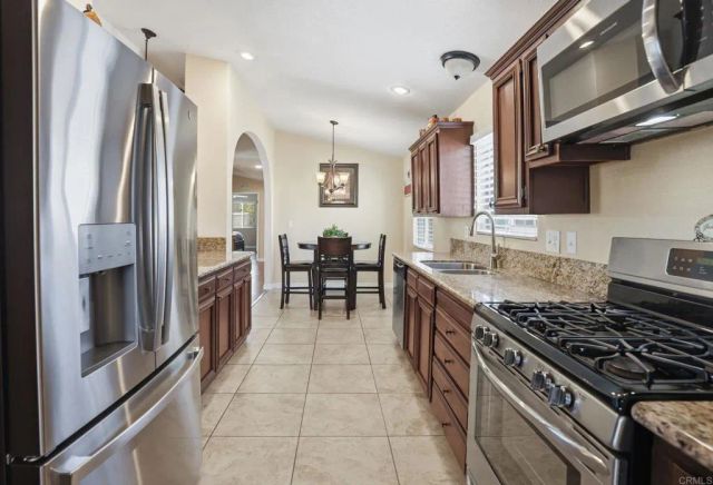 1481 Martinique Drive, Hemet, CA 92543