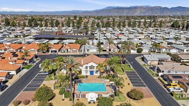 1481 Martinique Drive, Hemet, CA 92543