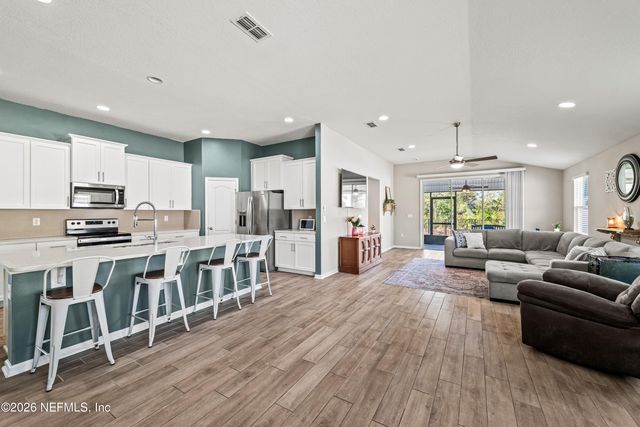 66087 EDGEWATER Drive, Yulee, FL 32097