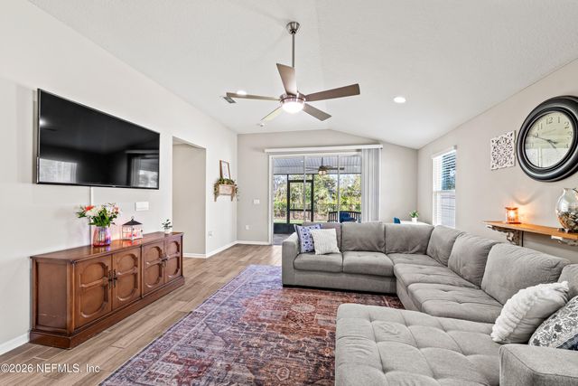 66087 EDGEWATER Drive, Yulee, FL 32097