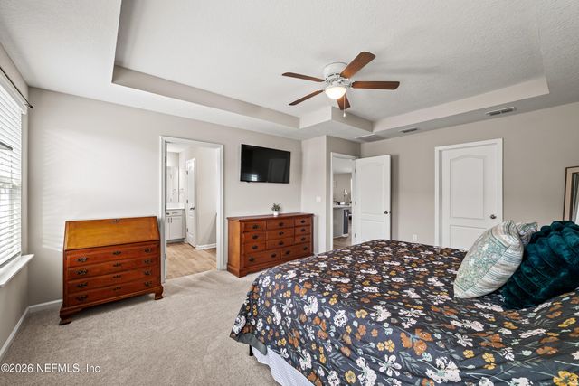 66087 EDGEWATER Drive, Yulee, FL 32097