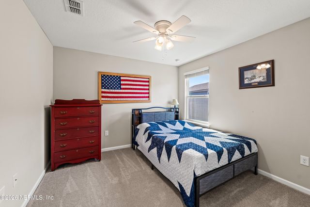 66087 EDGEWATER Drive, Yulee, FL 32097