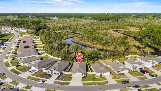 66087 EDGEWATER Drive, Yulee, FL 32097