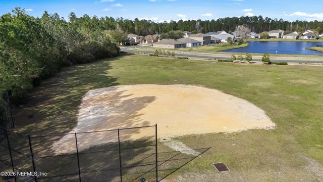 66087 EDGEWATER Drive, Yulee, FL 32097