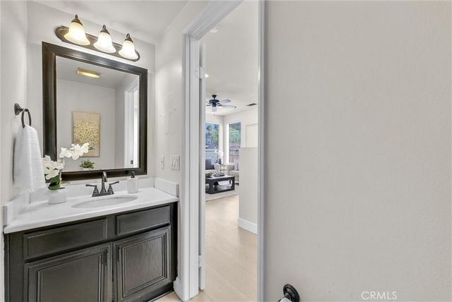 871 La Docena, Corona, CA 92879