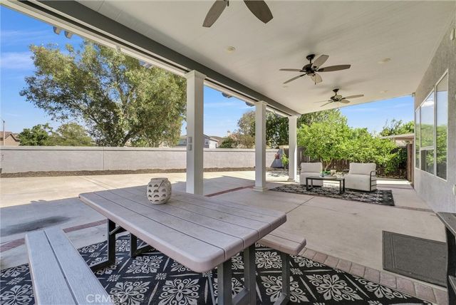 871 La Docena, Corona, CA 92879