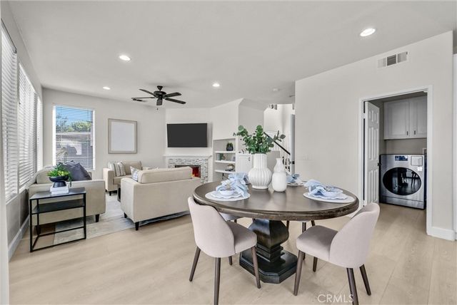 871 La Docena, Corona, CA 92879