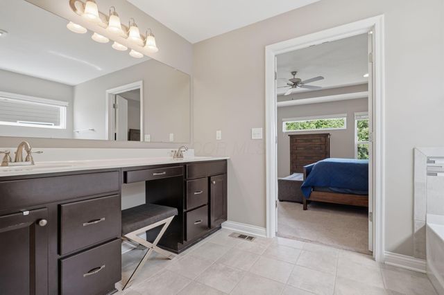 3446 Woodland Drive, Hilliard, OH 43026