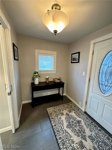 1926 Walnut Boulevard, Ashtabula, OH 44004