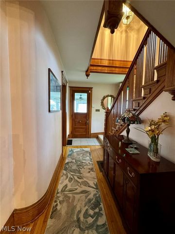 1926 Walnut Boulevard, Ashtabula, OH 44004