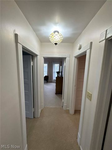 1926 Walnut Boulevard, Ashtabula, OH 44004