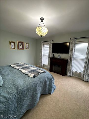 1926 Walnut Boulevard, Ashtabula, OH 44004