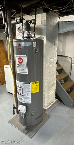 1926 Walnut Boulevard, Ashtabula, OH 44004