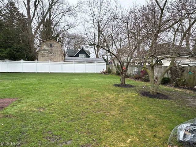 1926 Walnut Boulevard, Ashtabula, OH 44004