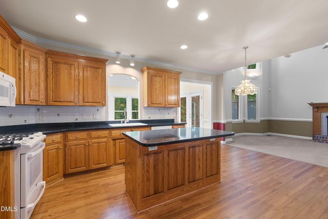 4809 Sunset Forest Circle, Holly Springs, NC 27540