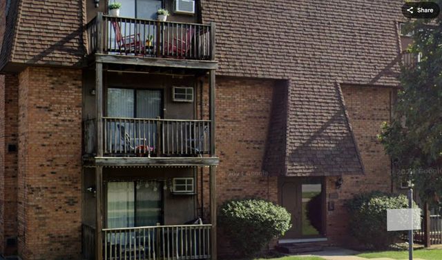 3360 184th Street 1E, Homewood, IL 60430