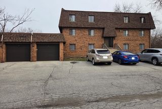 3360 184th Street 1E, Homewood, IL 60430