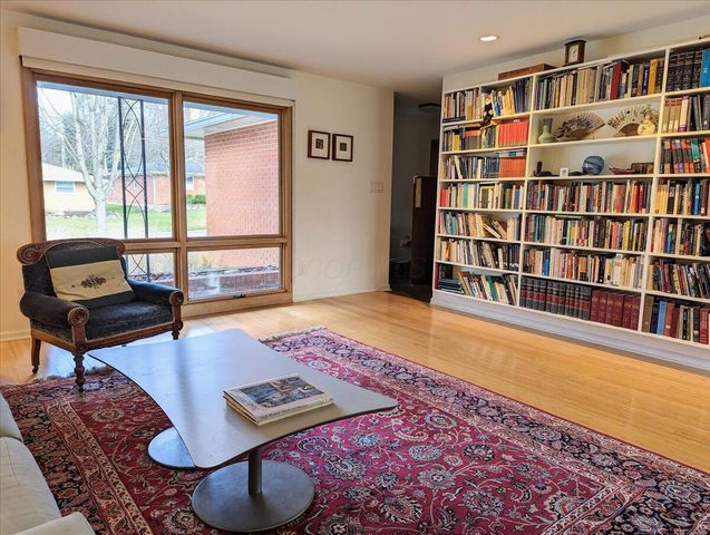 167 Ceramic Drive, Columbus, OH 43214