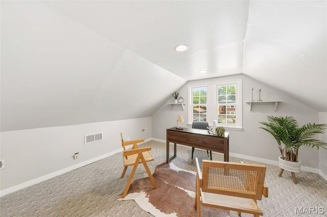 4939 Lisette Avenue, St Louis, MO 63109