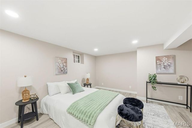 4939 Lisette Avenue, St Louis, MO 63109