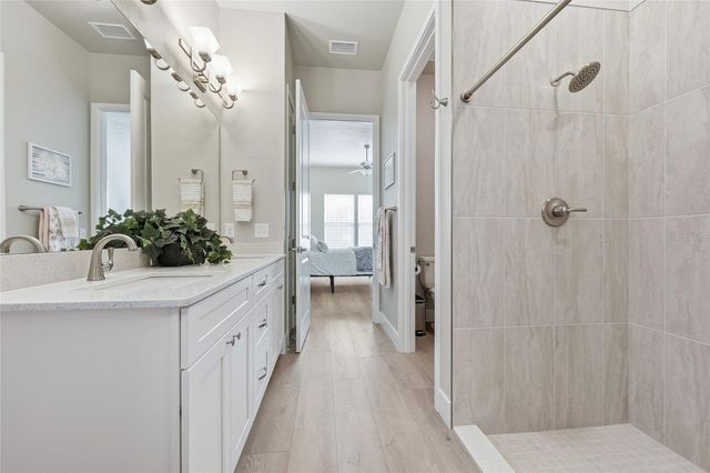 1005 NW 132ND BOULEVARD, Newberry, FL 32669