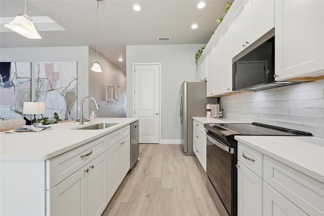 1005 NW 132ND BOULEVARD, Newberry, FL 32669