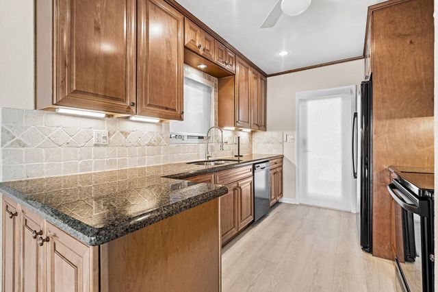 1900 NE 19th Street, Fort Lauderdale, FL 33305