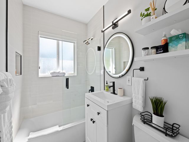 1900 NE 19th Street, Fort Lauderdale, FL 33305