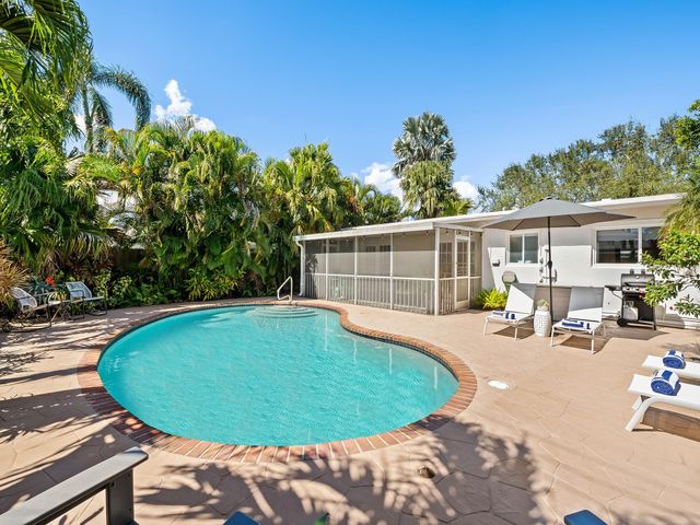 1900 NE 19th Street, Fort Lauderdale, FL 33305