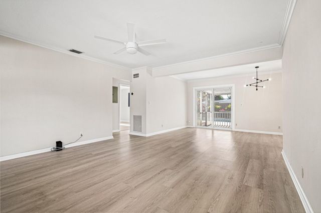 1900 NE 19th Street, Fort Lauderdale, FL 33305