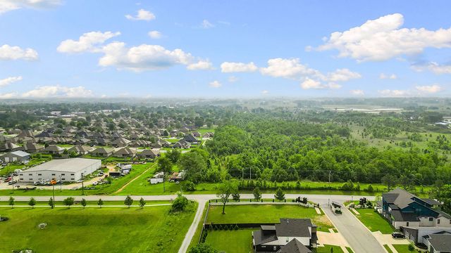 1300 Westridge Lane, Centerton, AR 72719