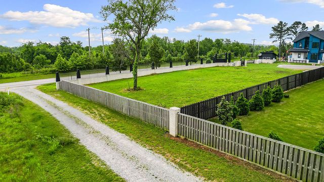 1300 Westridge Lane, Centerton, AR 72719