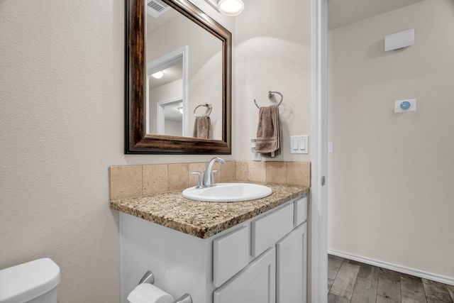 6905 Lone Star Lane, Midland, TX 79705