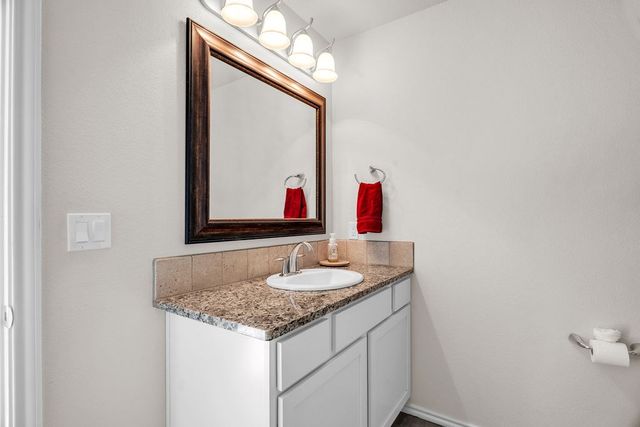 6905 Lone Star Lane, Midland, TX 79705