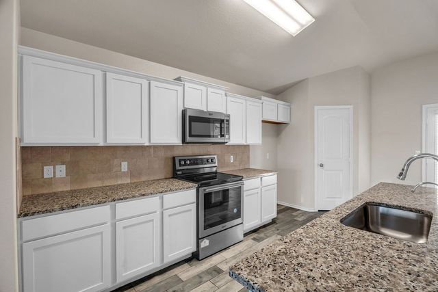 6905 Lone Star Lane, Midland, TX 79705