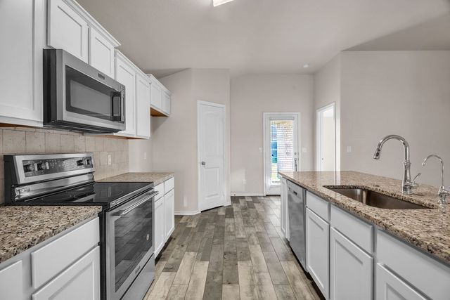 6905 Lone Star Lane, Midland, TX 79705