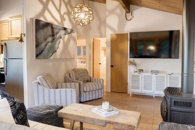 46800 Ocean View Dr, Gualala, CA 95445