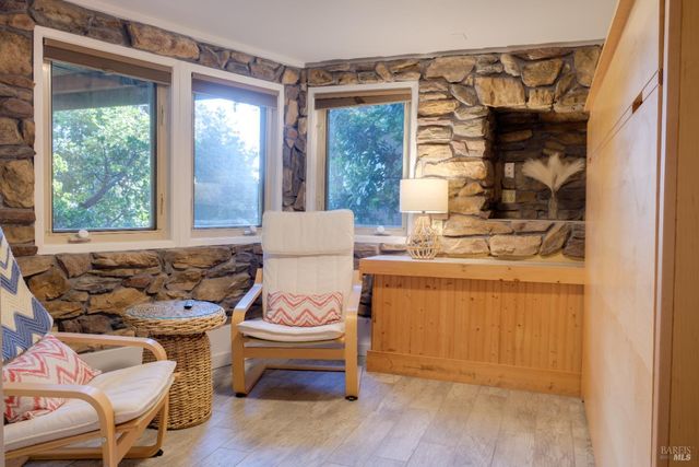 46800 Ocean View Dr, Gualala, CA 95445