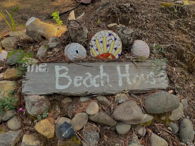 46800 Ocean View Dr, Gualala, CA 95445