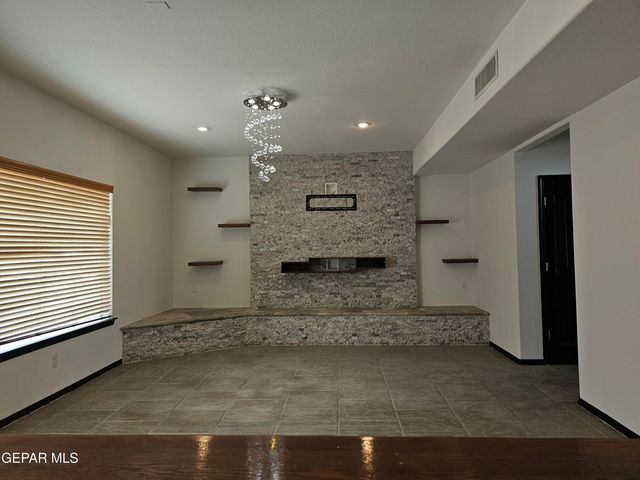 3864 Tierra Campa Drive, El Paso, TX 79938