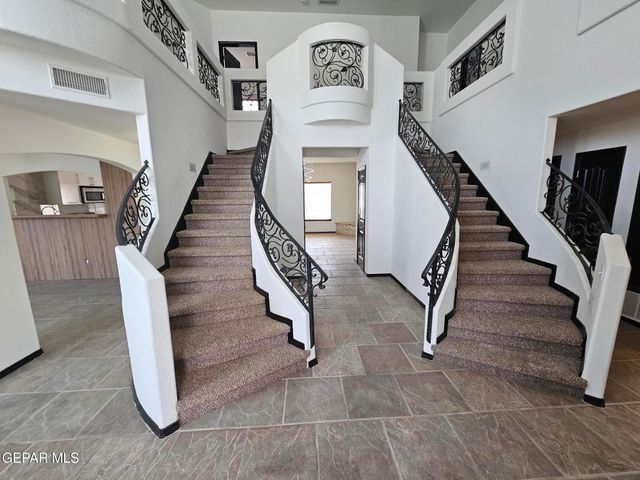 3864 Tierra Campa Drive, El Paso, TX 79938