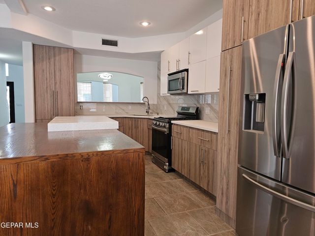 3864 Tierra Campa Drive, El Paso, TX 79938