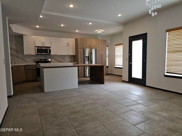 3864 Tierra Campa Drive, El Paso, TX 79938