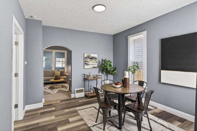372 Lawson Avenue E, Saint Paul, MN 55130